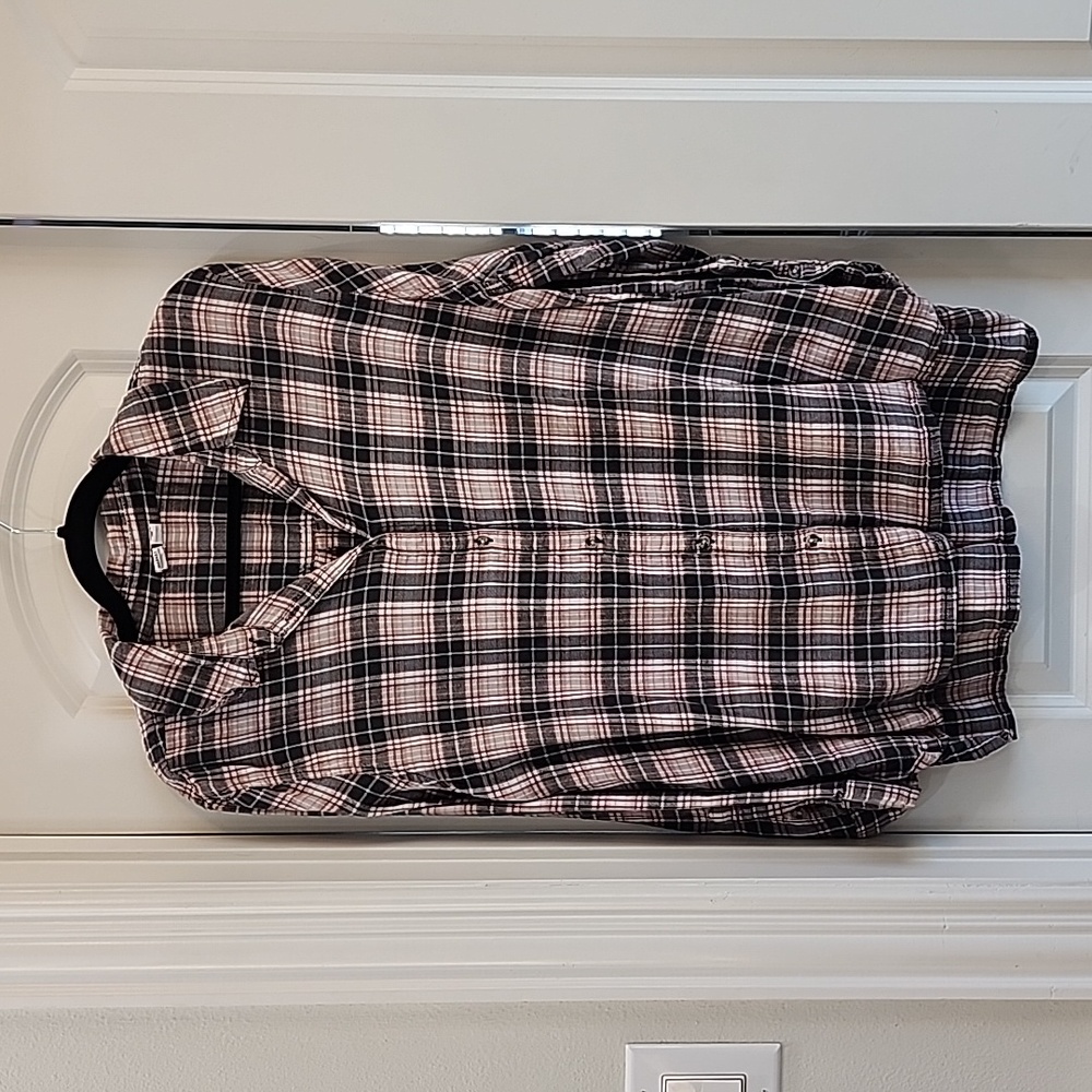 Melrose and Market pink plaid button down